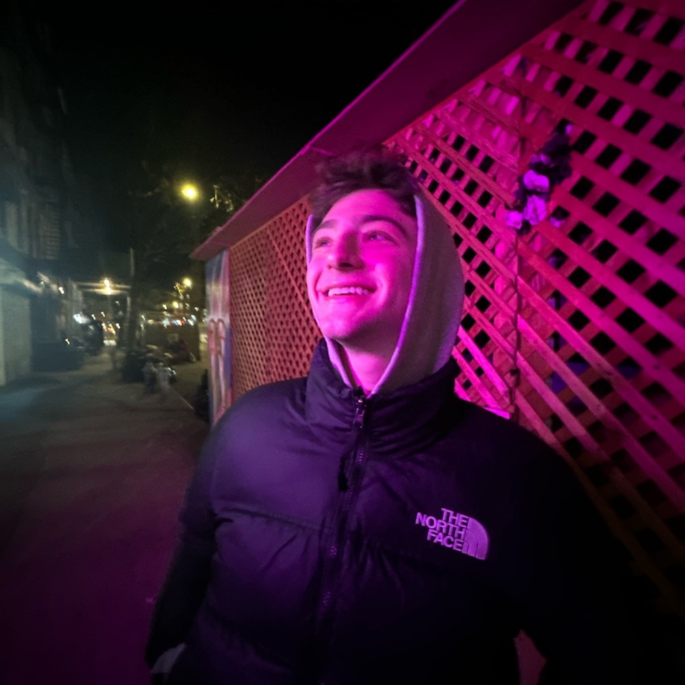 Meet your Posher, Daniel